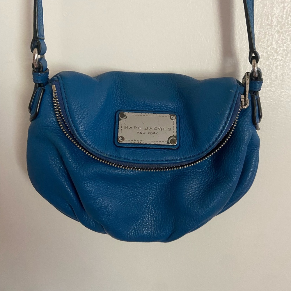 Marc Jacobs Blue Pebble Leather Crossbody Bag